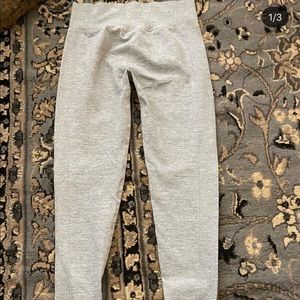 Gray leggings